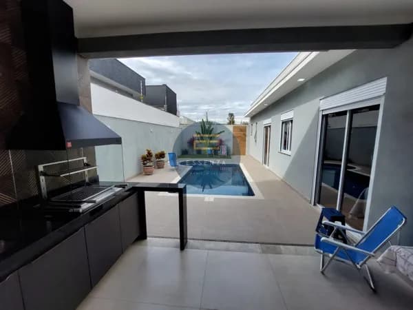 Casa Padrão A Venda No Jardim Alice - Medeiros Jundiaí