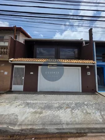 Casa Padrão a Venda com 2 dormitórios - Porteira Fechada- Nova Cidade Jardim Jundiaí