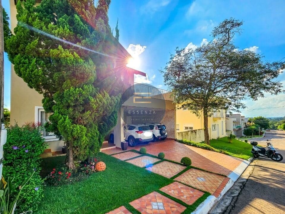 Sobrado Alto Padrão com Vista para Serra do Japi – Residencial Village das Flores | Jardim Novo Mundo / Gramadão – Jundiaí/SP