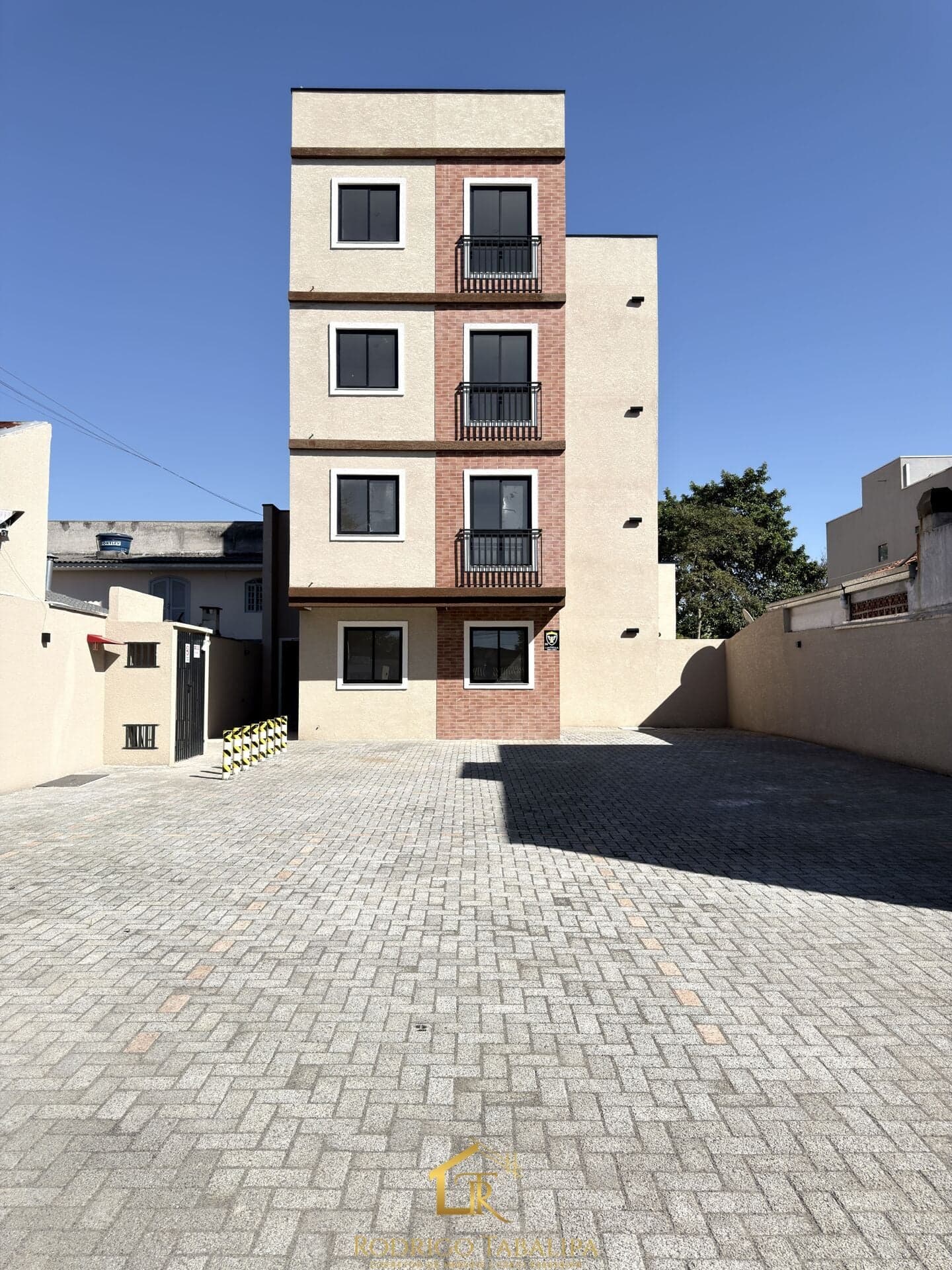 Apartamento Novo 2 Quartos, Sacada com Churrasqueira, Boneca do Iguaçu – São José dos Pinhais