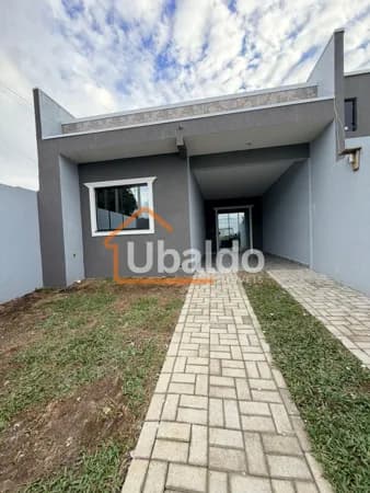 Casa em Araucária - Costeira