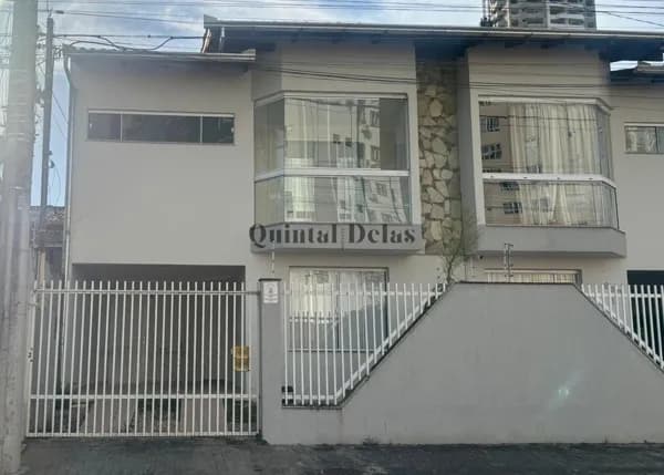 Casa Sobrado em Vila Operária, Itajaí/SC