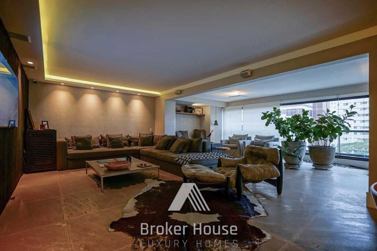 Apartamento em Condomínio Clube na Granja Julieta