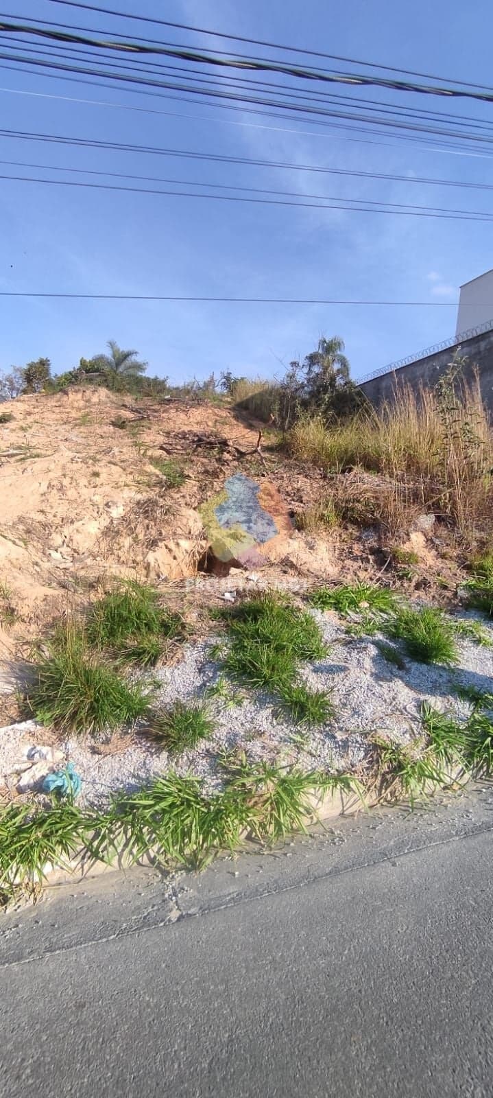 LOTE NO BAIRRO PÉROLA NEGRA