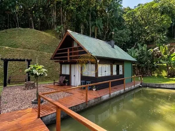 Fazenda/Sítios/Chácaras em Benedito Novo - Santa Maria