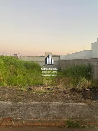 Lote 450 m² bairro Chácaras Caiçaras
