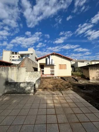 Imóvel no bairro Cônego Getúlio, 2 quarteirões da Major Gote