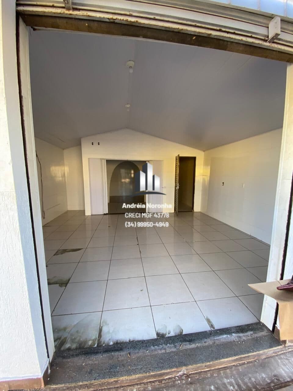 🏡 CASA COM PONTO COMERCIAL NA AVENIDA PRINCIPAL DO GRAMADO 🏡