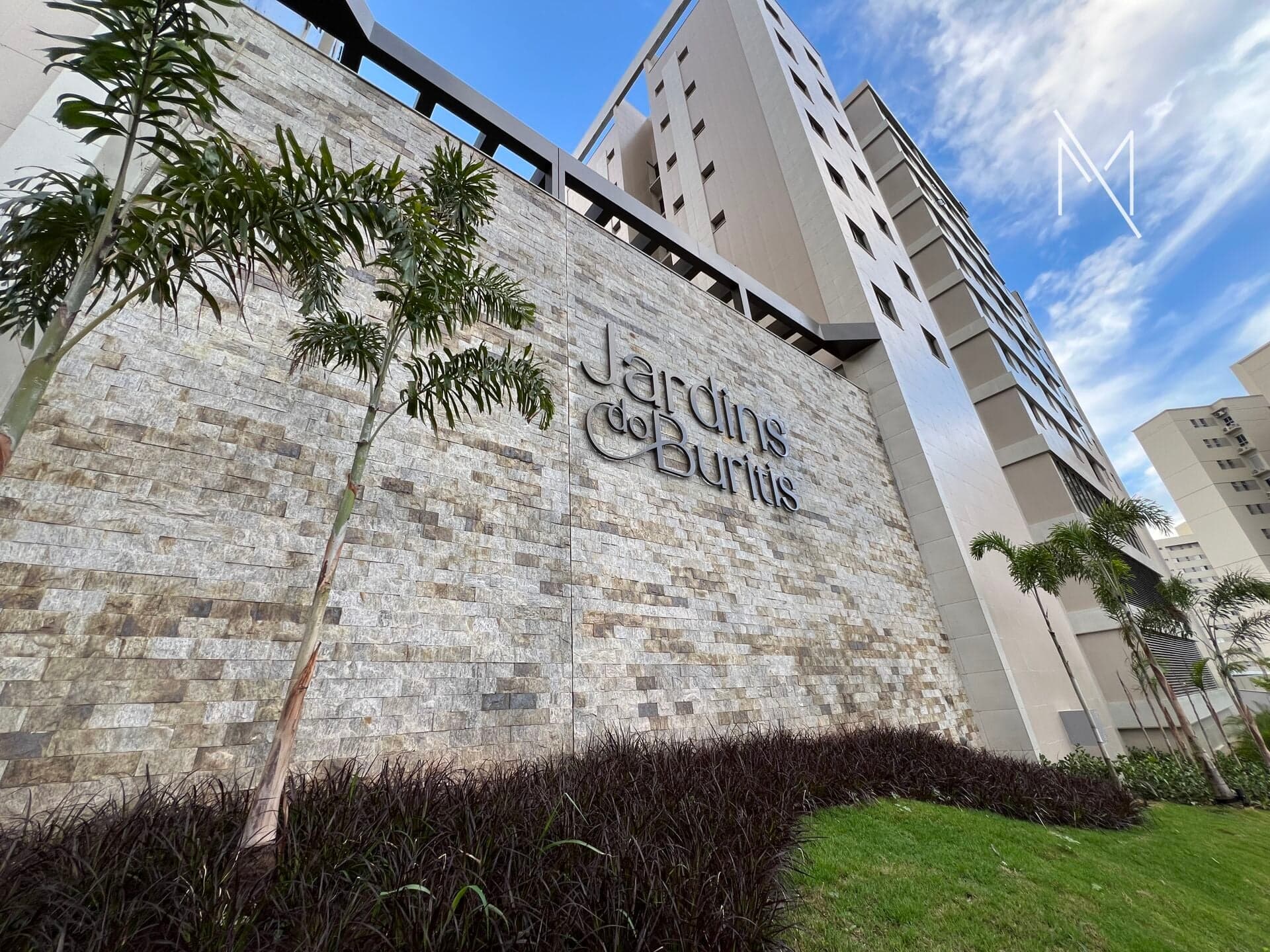 Apartamento NOVO no Buritis 3 quartos!