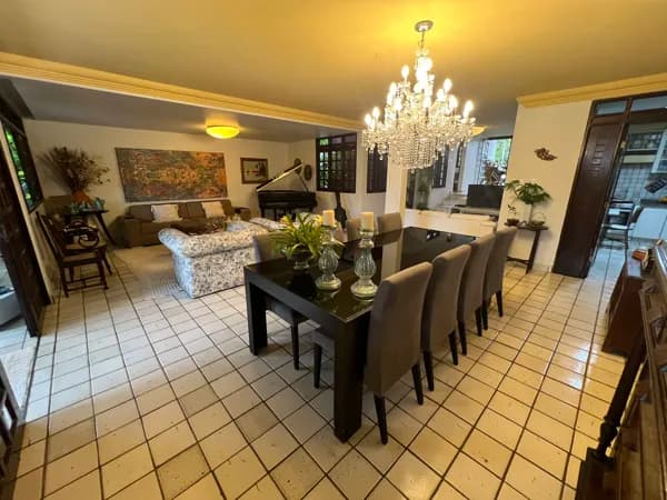 Casa Alto Padrão 497m² no Aldebaran Beta