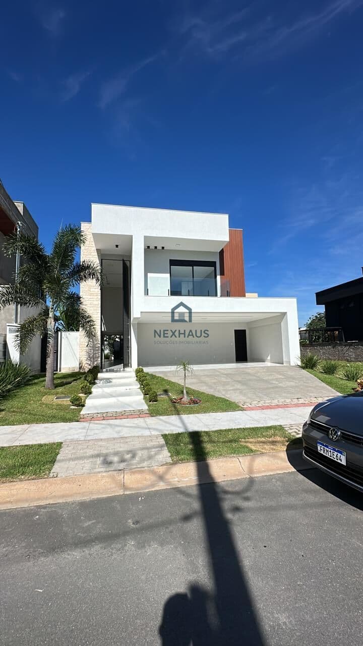 Casa de Condomínio em Aparecida de Goiânia - Residencial Parqville Jacarandá