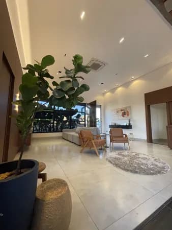 Casa Térrea no Jardins Capri, 4 suites plenas, 428 m2.