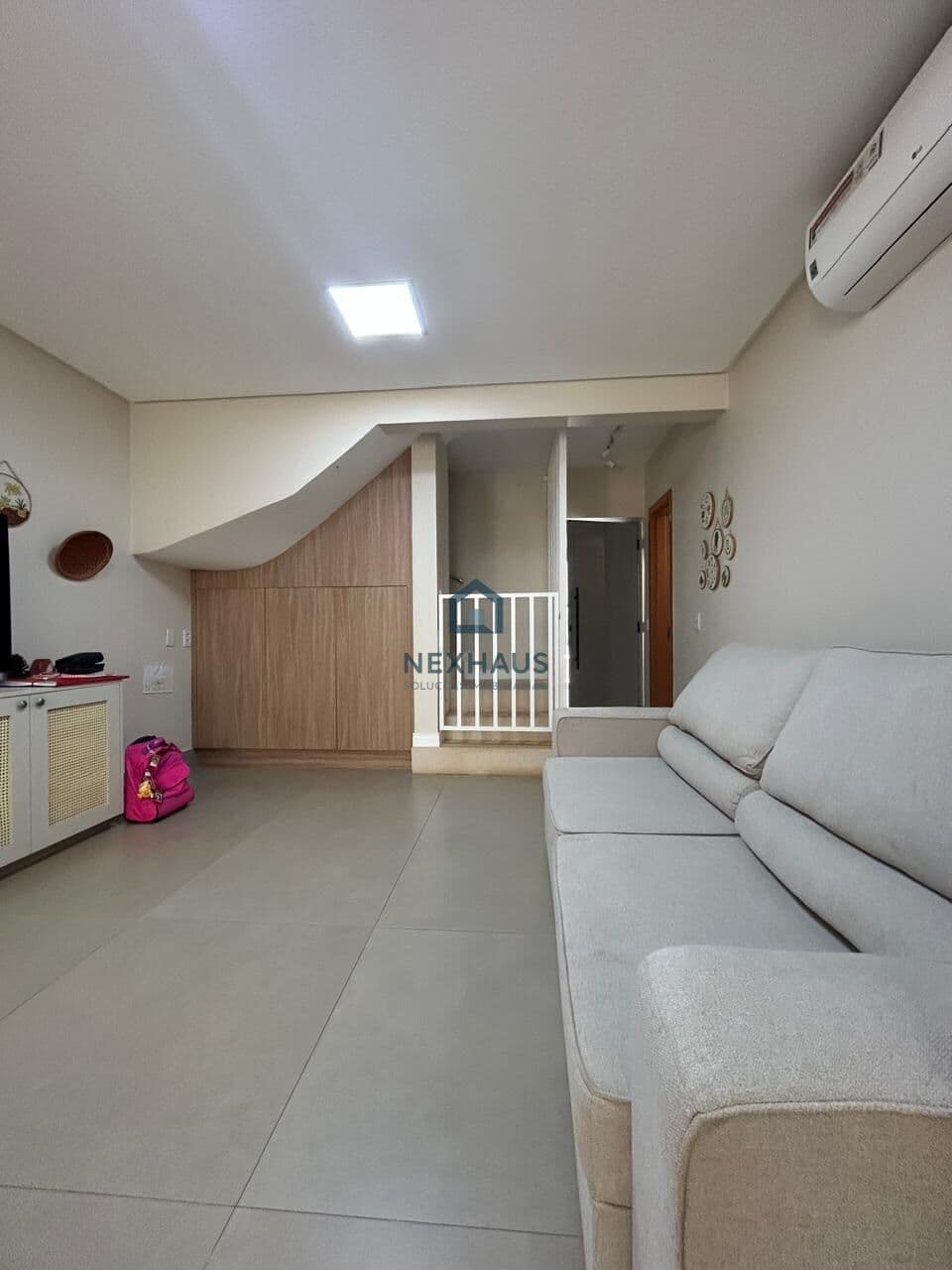 Residencial Flora Park II, 3 qts, 1 suite 2 vagas.