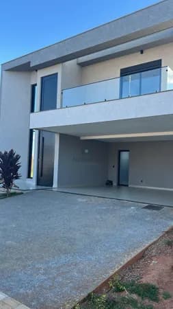 Sobrado Alto Padrão JARDINS BOLONHA DE 4/4 QUARTOS 04 SUITES 270,00 M2