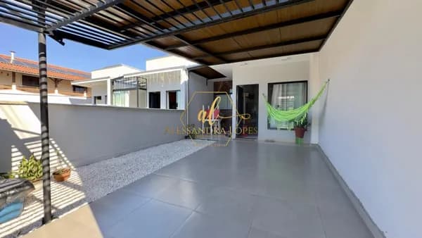 Casa Mobiliada com Duas Suites em Penha-SC