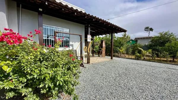 Casa Sozinha em Um Terreno e Um Lindo Pomar na Quinta dos Açorianos.