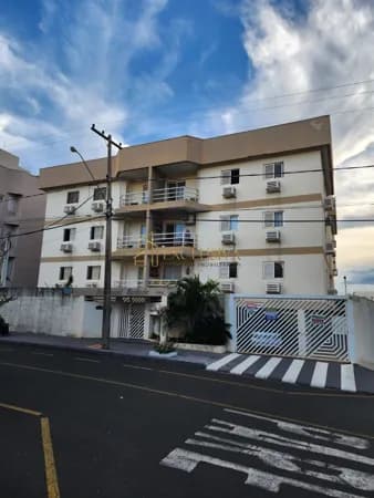 Apartamento com 3 Dormitórios Próximo ao Plaza