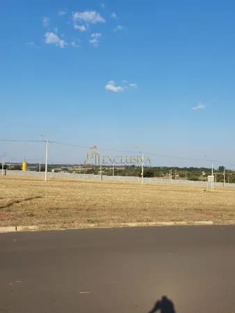 Terreno em Condomínio Localizado no Eplenum Tresor