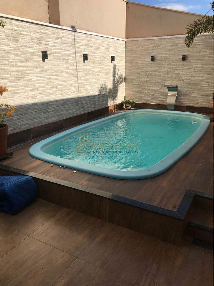 Casa Vila maceno 4 dorm. com Piscina