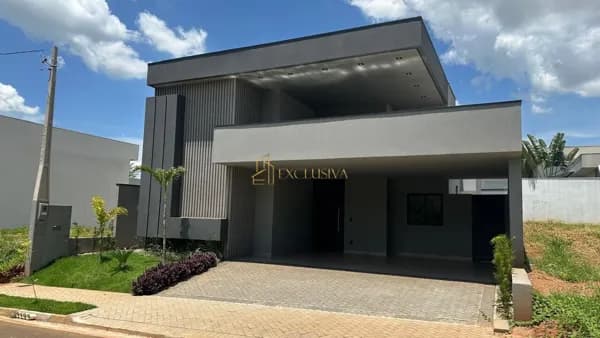 Casa de Alto Padrão com 3 Suítes, Automação Completa e Área de Lazer Exclusiva