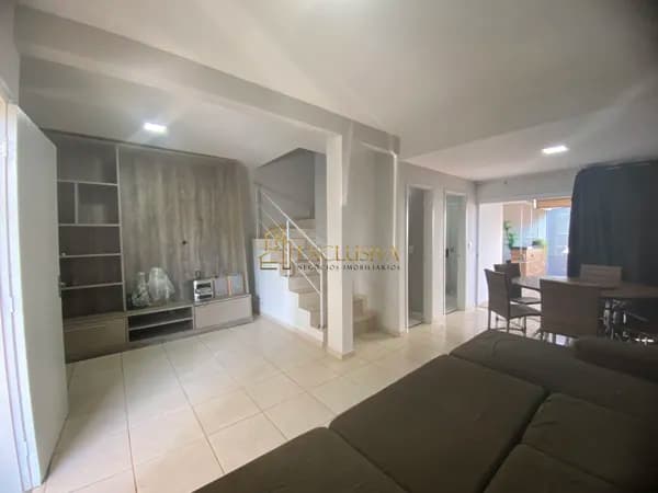 Casa em Condomínio 3 Quartos Condomínio Rio Sena 140m²