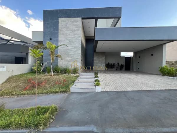 Casa Automatizada com 3 Suítes no Village Provence