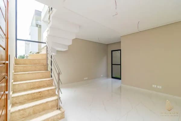 Casa em Condomínio | Uberaba – Curitiba/PR