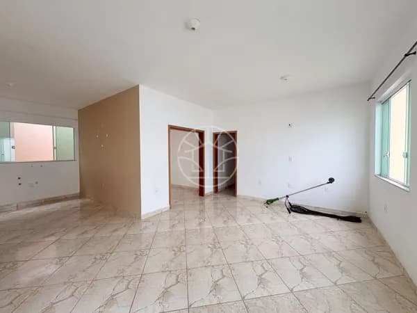 Casa com 3 dormitórios, no Jardim Santa Marta, em Salto/SP