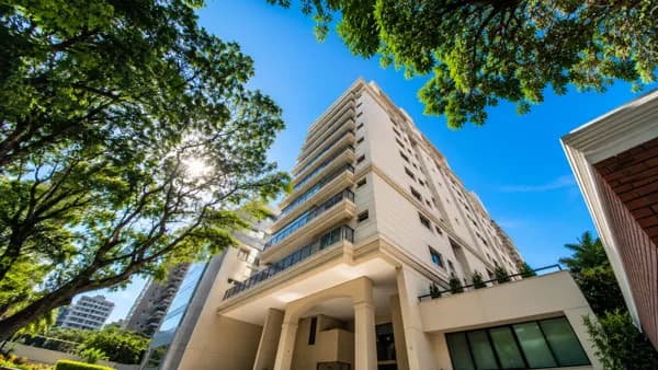 Apartamento 3 Suítes - Trompoviski - Florianópolis