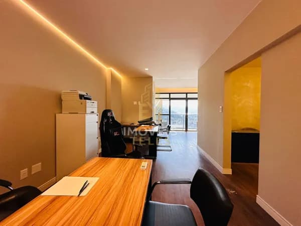 Sala/Conjunto em Balneário Camboriú - Centro