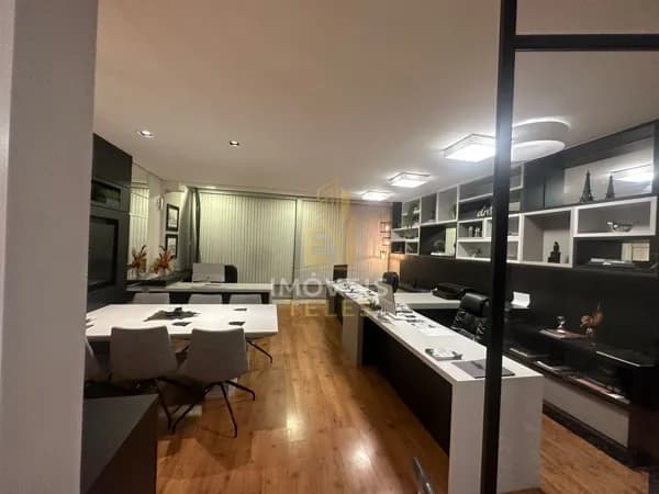 Sala/Conjunto em Balneário Camboriú - Centro