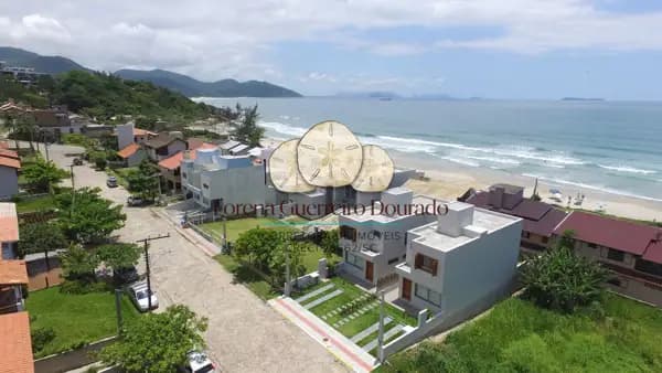 Sobrado Alto Padrão para Aluguel em Morrinhos Garopaba-SC