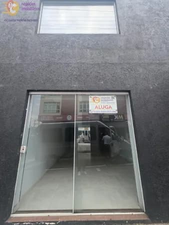 Salas Comercias para locação Centro Jordanésia