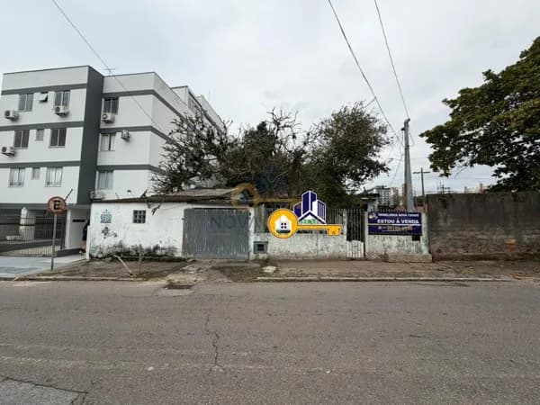 Lote/Terreno em Florianópolis - Jardim Atlântico