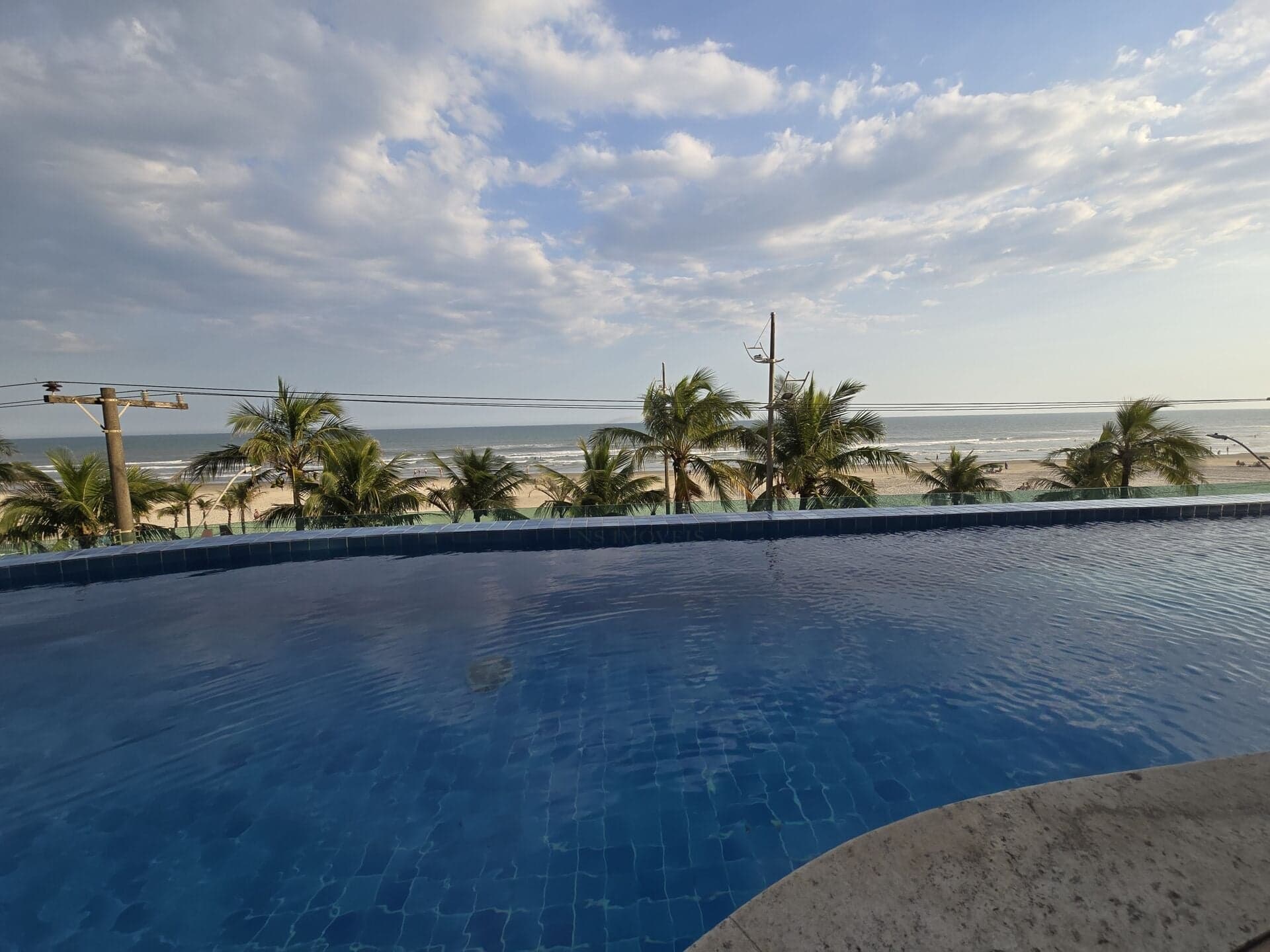 APARTAMENTO Vista mar - REAL