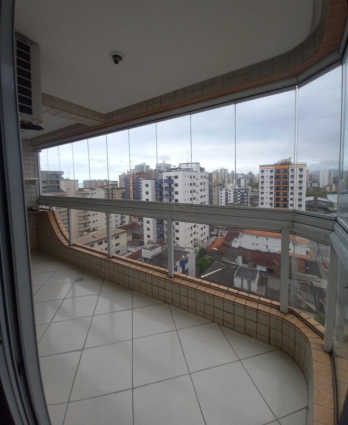 Apartamento com varanda gourmet na Tupi em Praia Grande