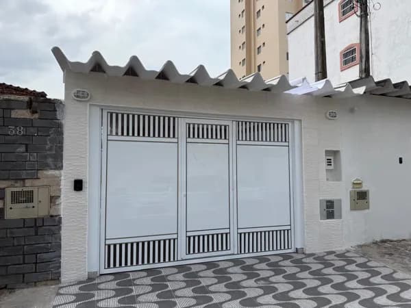 Casa 2 dormitórios - Maracanã, Praia Grande