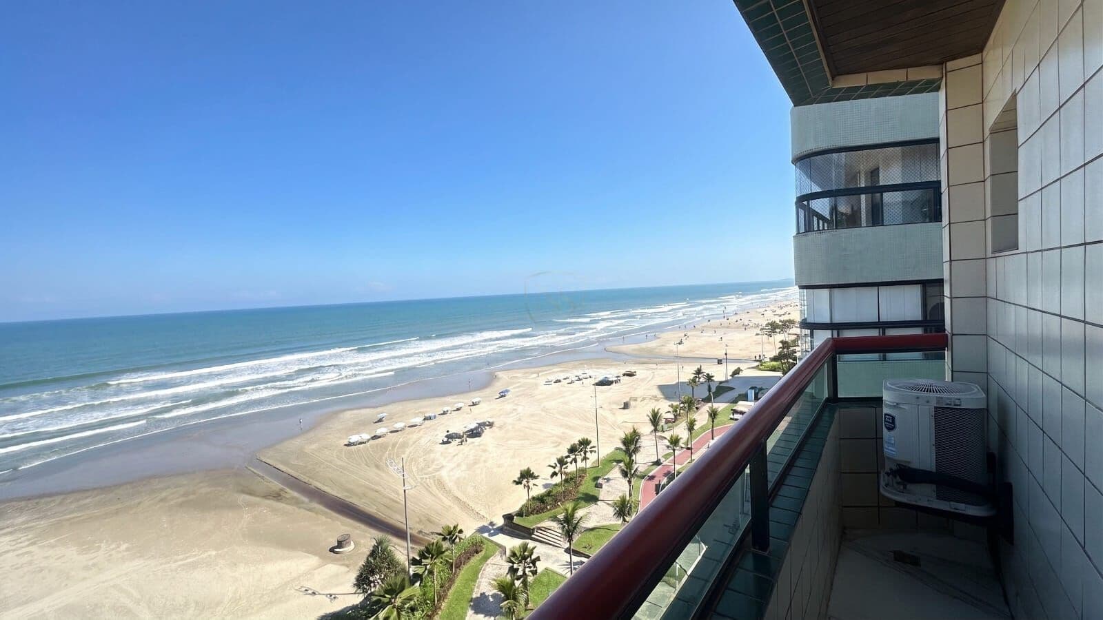 Apartamento frente ao mar 2 quartos e suíte na Praia Grande SP