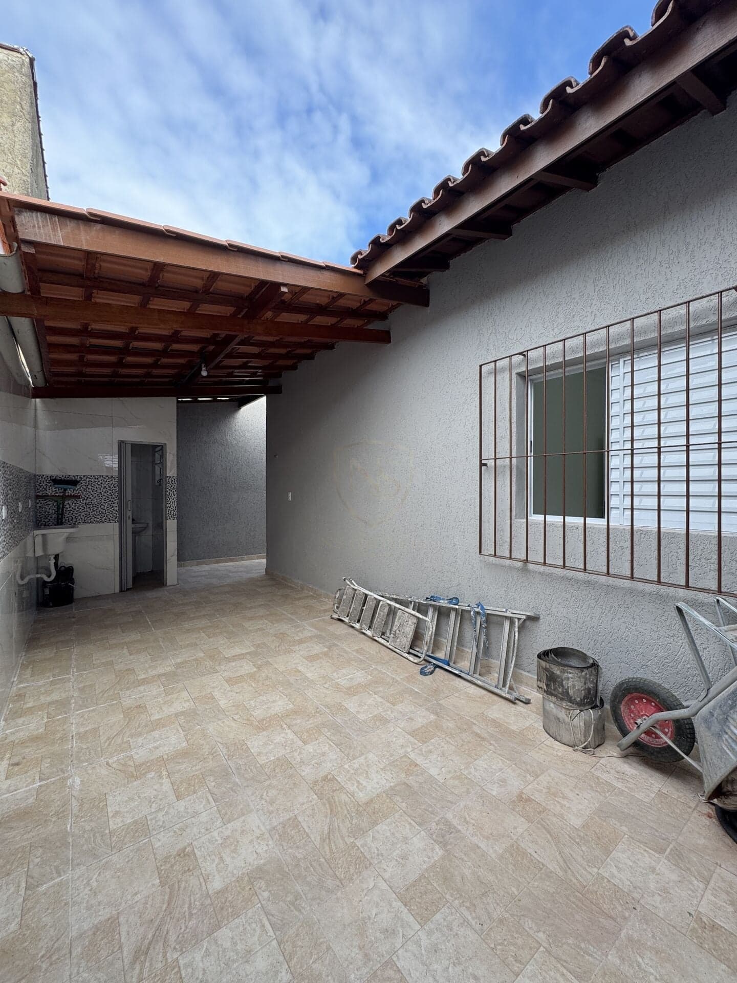 Casa 2 dormitórios - Boqueirão, Praia Grande