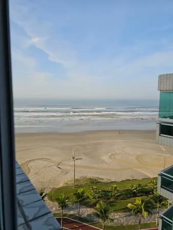 Apartamento frente ao mar a venda em Praia Grande