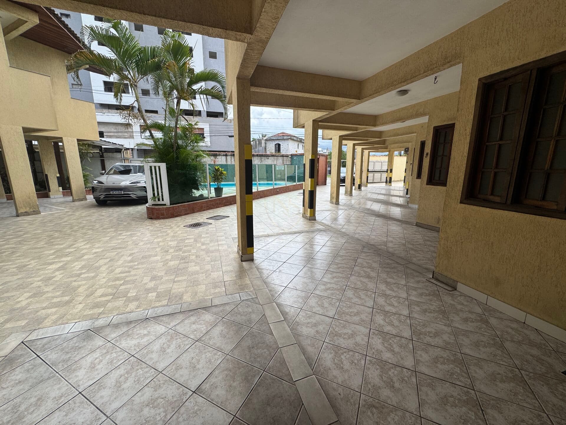Apartamento em Guilhermina, Praia Grande/SP