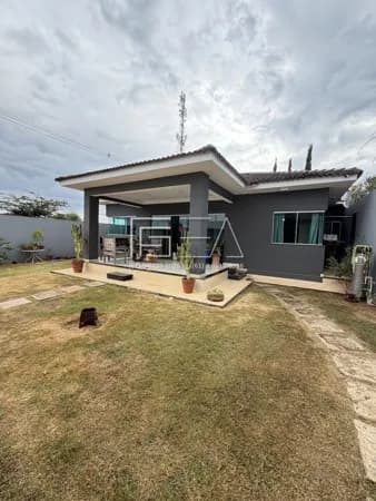 550 M² DE TERRENO, 300 M² DE ÁREA CONSTRUÍDA, SUÍTE MASTER E PISCINA AQUECIDA