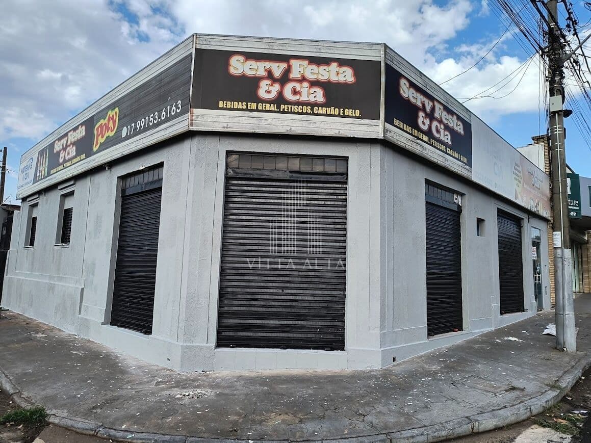 Salão comercial de esquina - Ótima localização!
