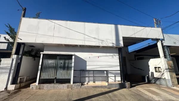 Oportunidade Comercial – Imóvel Estruturado para Empresas | Próximo ao Aeroporto