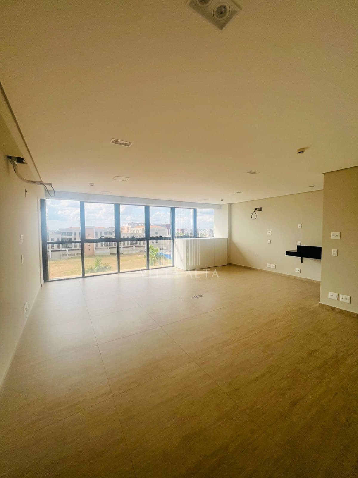 Sala Comercial para Locação – Georgina Business | Torre Tokyo Norte