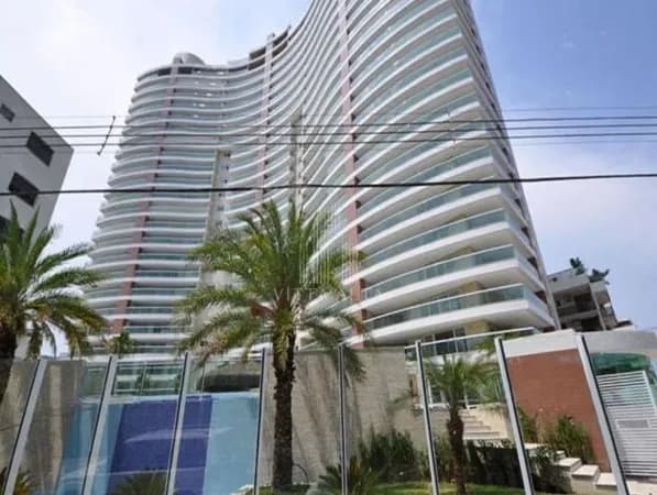 Apartamento 200mts da Praia Enseada - Guarujá