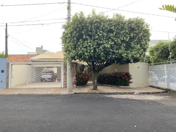 🏡 CASA RESIDENCIAL E COMERCIAL