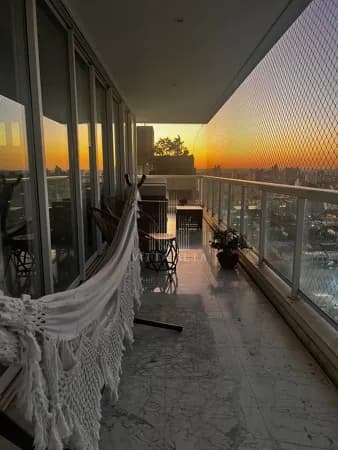 Apartamento 4 suítes - Ed. Bristol Place