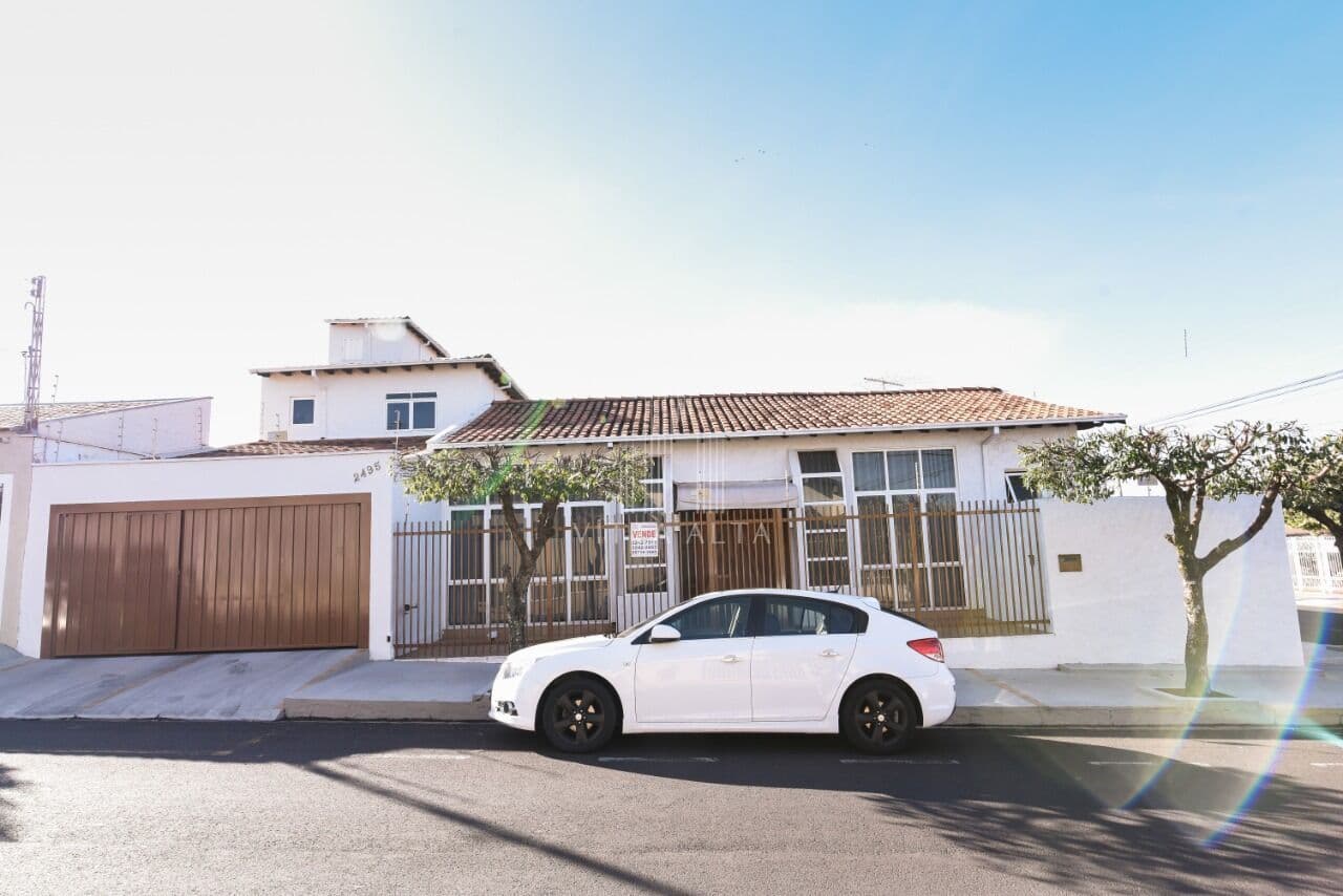 Oportunidade no centro de Mirassol – Casa Ampla e Completa!
