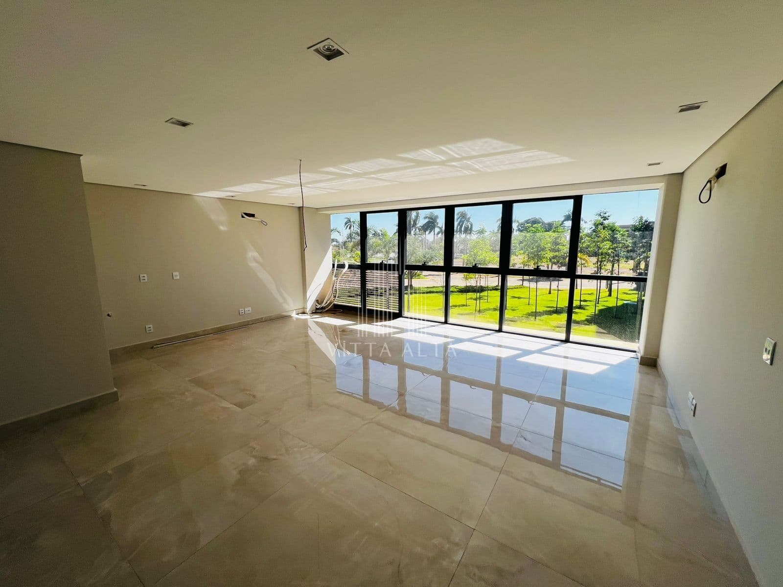 Sala Comercial para Locação – Georgina Business | Torre Tokyo Sul 1º andar